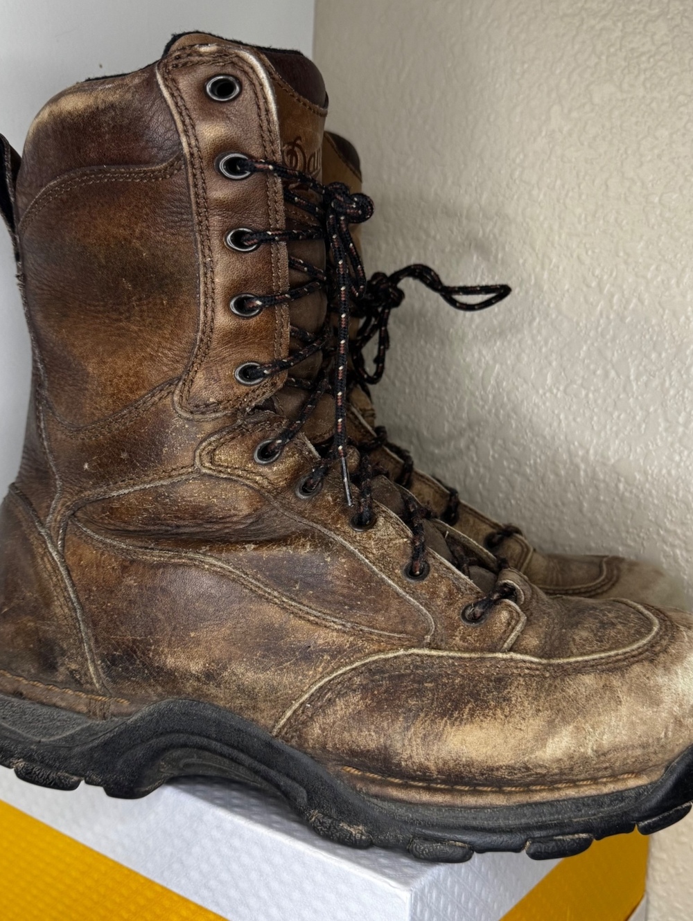 Danner 8” Hunting Boots Brown Men’s Size 9 D 42243